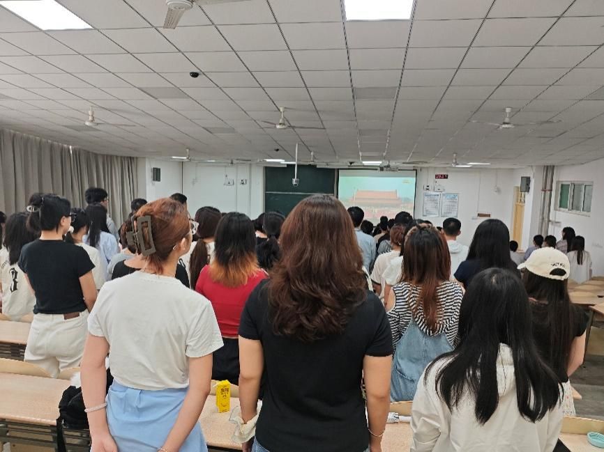 说明: C:\Users\Dell\Desktop\经管学院9.3阅兵照片和心得\微信图片_20250903105655.jpg 说明: C:\Users\Dell\Desktop\经管学院9.3阅兵照片和心得\微信图片_20250903105655.jpg